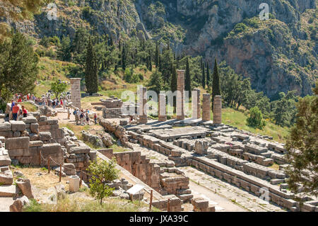 Tempio di Apollo a Delfi, Grecia Foto Stock