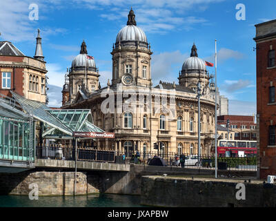 Scafo Museo Marittimo da Princes Dock Street Hull Yorkshire Inghilterra Foto Stock