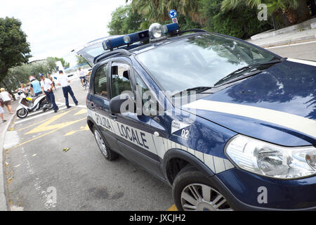 Italia Polizia Locale polizia locale auto a Bardolino Italia Foto Stock
