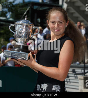 Jelena ostapenko (LAT) , vincitore degli Open di Francia 2017 Foto Stock