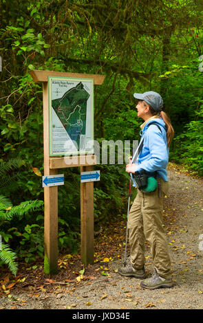 Mappa del percorso lungo la flora e la Fauna Trail, Kilchis Point Reserve, Bay City, Oregon Foto Stock