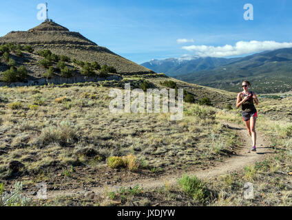 Femminile di competere nel Festival Fibark trail run; Salida; Colorado; USA Foto Stock