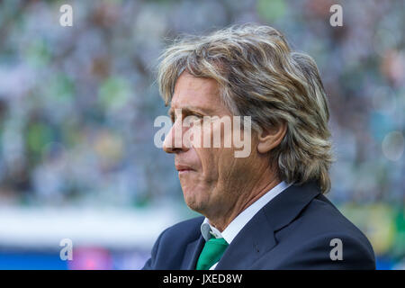 Lisbona, Portogallo. Il 15 agosto, 2017. Testa Sportings pullman dal Portogallo Jorge Gesù durante il gioco Sporting CP v FC Steaua Bucuresti Credito: Alexandre Sousa/Alamy Live News Foto Stock