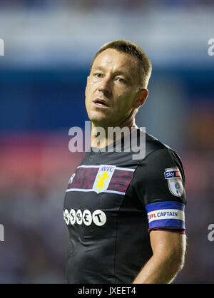 Reading, Regno Unito. Il 15 agosto, 2017. John Terry di Aston Villa durante il cielo di scommessa match del campionato tra lettura e Aston Villa al Madejski Stadium, Reading, in Inghilterra il 15 agosto 2017. Foto di Andy Rowland / Prime immagini multimediali. **Solo uso editoriale FA Premier League e Football League sono soggetti a licenza DataCo. Credito: Andrew Rowland/Alamy Live News Foto Stock