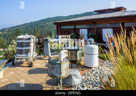 Biancheria sporca Cantina Summerland, Okanagan Valley, British Columbia, Canada Foto Stock