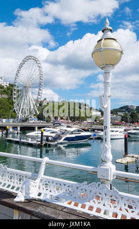Torquay Harbour raffigurato dalla principessa Pier, Torquay, Torbay, Devon, Regno Unito Foto Stock