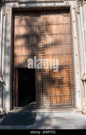 Granada, Spagna - 16 febbraio 2013: Rectorship dell Università di Granada, Old Royal Hospital, il lavoro del XVI secolo, Granada, Andalusia, Spagna Foto Stock