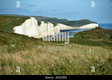 Tramonto all'iconico sette sorelle chalk cliffs, East Sussex, South Downs National Park Foto Stock