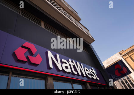 Esterno di un Nat West Bank a Southsea, Hampshire, Regno Unito Foto Stock