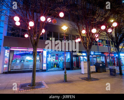 Regno Unito, Inghilterra, Birmingham Chinatown streetscene Foto Stock