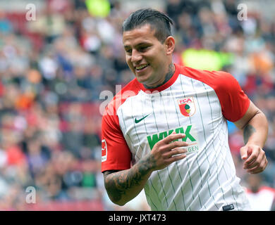 Augsburg, Germania. 06 Ago, 2017. Augusta Raul Bobadilla durante il calcio amichevole tra FC Augsburg e PSV Eindhoven presso il WWK Arena di Augsburg, Germania, 06 agosto 2017. Foto: Stefan Puchner/dpa/Alamy Live News Foto Stock