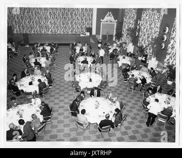 Campagna per la Johns Hopkins Candid Shot, Vista Aerea, gli ospiti sale per banchetti presso il Greenbrier, 1983. Foto Stock