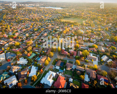 Vista aerea di un tipico sobborgo australiano Foto Stock