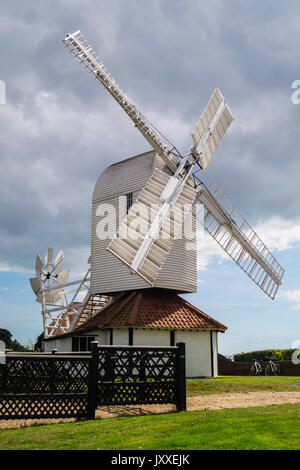 Thorpeness montante cavo mulino a vento, 1803, ricostruita 1923 come una pompa per acqua, Thorpeness, Suffolk, Inghilterra Foto Stock