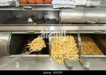 Chip di frittura in lusitania pesca, cape town. Foto Stock