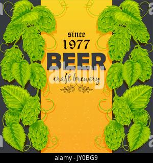 Poster di birra con i coni e le foglie di una pianta di luppolo. Illustrazione Vettoriale. Composizione del testo. Disegno a mano. Illustrazione Vettoriale