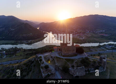 Jvary monastero vicino a Mtskheta, Georgia. Foto Stock