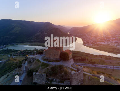 Jvary monastero vicino a Mtskheta, Georgia. Foto Stock