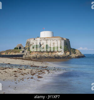 Fort Grey, sulla baia di rocquaine, Guernsey, isole del canale. Foto Stock