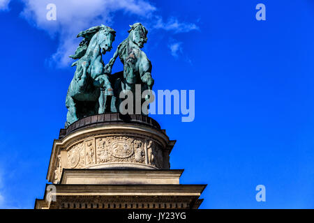 Statua di cavalli a budapest, Ungheria Foto Stock