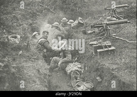 Cucinare un pasto affrettate in trincea catturata, WW1 Foto Stock