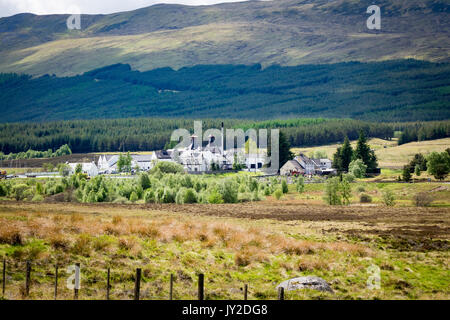 Distilleria Dalwhinnnie, Dalwhinnie, Scozia Foto Stock