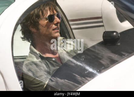Data di rilascio: Settembre 29, 2017 Titolo: American realizzato STUDIO: Universal Pictures Regista: Doug Liman Trama: un pilota terre lavorare per la CIA e come un farmaco runner nel sud nel corso degli anni ottanta. STARRING: TOM CRUISE come Barry Seal. (Credito Immagine: © Universal Pictures/Entertainment Immagini) Foto Stock