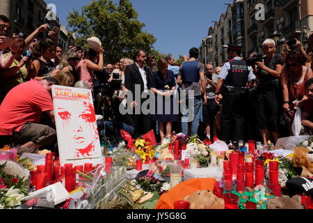 Barcellona, Spagna. 18 Agosto, 2017. dimostrazione Barcellona contro il terrorismo (18/08/2017) Credito: Victor Turek/Alamy Live News Foto Stock