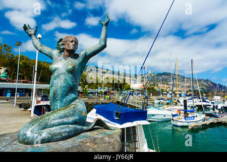 La Sirenota statua. Marina. Funchal, Madeira, Portogallo, dell'Europa. Foto Stock