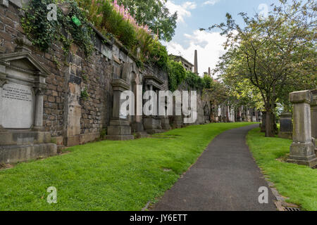 Necropoli di Glasgow - Cimitero Vittoriano di Glasgow, Scozia - Est 1832 Foto Stock