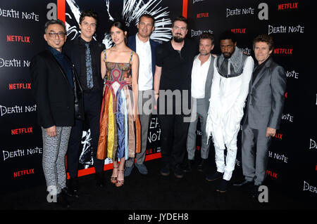 Paul nakauchi, nat wolff, Margaret qualley, Scott Stuber, adam wingard, shea whigham, lakeith stanfield e Willem Dafoe frequentare il netflix premiere di 'Death Note' a AMC Loews Lincoln Square agosto 17, 2017 a New York City. Foto Stock