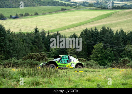 Fattoria Glendearg, Galashiels, Regno Unito. 19 Agosto, 2017. Scottish Cross Country concorrenti campionato racing durante la gamba 1 di Round 5 in Fattoria Glendearg nr Galashiels. un cittadino ''˜B' Safari competitivo che copre circa 6.5 miglia su terreni aperti e cava. La manifestazione ha tre 'gambe' Sabato Leg 1 1200-1700 Leg 2 2000-2359 domenica gamba 3 1000-1400 durante il fine settimana del 19-20 agosto 2017 (Foto: Rob grigio) Credito: Rob grigio/Alamy Live News Foto Stock