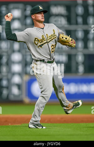 Agosto 18, 2017: Oakland atletica terzo baseman Matt Chapman (26) durante un Major League Baseball gioco tra Houston Astros e Oakland Athletics al Minute Maid Park a Houston, TX. Chris Brown/CSM Foto Stock