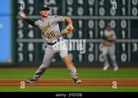 Agosto 18, 2017: Oakland atletica terzo baseman Matt Chapman (26) durante un Major League Baseball gioco tra Houston Astros e Oakland Athletics al Minute Maid Park a Houston, TX. Chris Brown/CSM Foto Stock