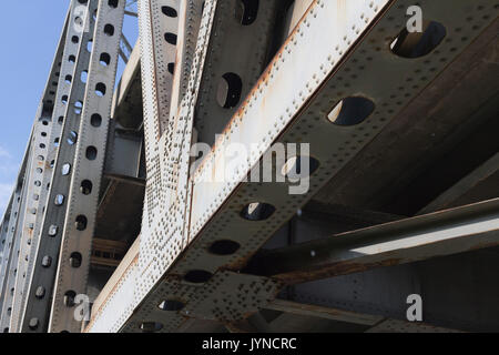 Immagini prese del ponte che attraversa il fiume Ohio da Cincinnati, Ohio a convington kentucky. Foto Stock