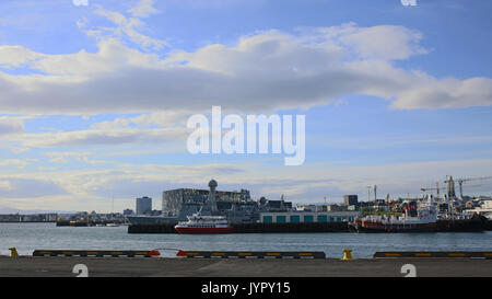 Vista di Reykjavik la porta. Foto Stock