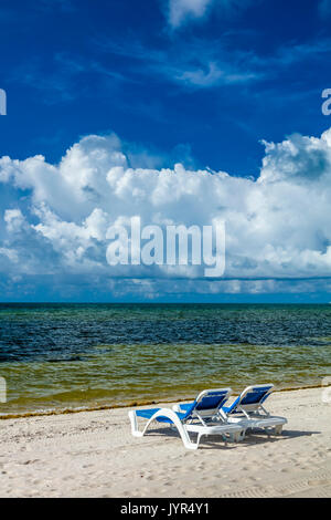 Smathers Beach sull'Oceano Atlantico in Key West Florida Foto Stock