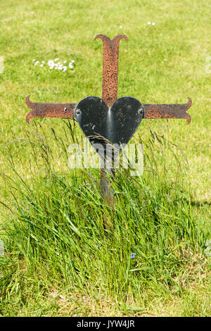 Old Kilcullen (Cill Chuilinn), nella contea di Kildare, provincia di Leinster, Irlanda, Europa. Vecchia croce nel cimitero. Foto Stock