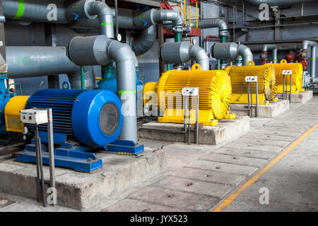 Grande acqua pompe con motori elettrici Foto Stock