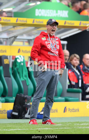 Moenchengladbach. 20 agosto 2017. Head Coach della 1. FC Koeln Pietro Stoeger reagisce durante la Bundesliga match tra Borussia Moenchengladbach e 1. FC Koeln a Borussia-Park su agosto 20, 2017 in Moenchengladbach, Germania. Credito: Ulrich Hufnagel/Xinhua/Alamy Live News Foto Stock