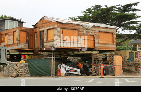 Vecchia casa in ristrutturazione, elevati. Foto Stock