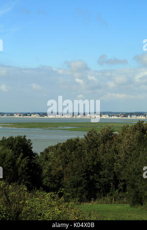 Vista sulla Baie de Somme a cayeux sur mer da rue de la Chapelle a Saint Valery sur Somme, somme, hauts de france, Francia Foto Stock