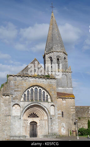 La Chiesa o la Cappella di St Laurent, Montmorillon, Francia Foto Stock