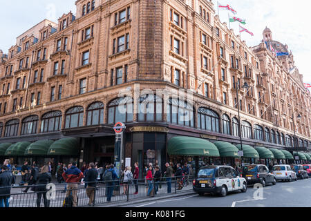 Harrdod's Department Store a Londra in Inghilterra Foto Stock