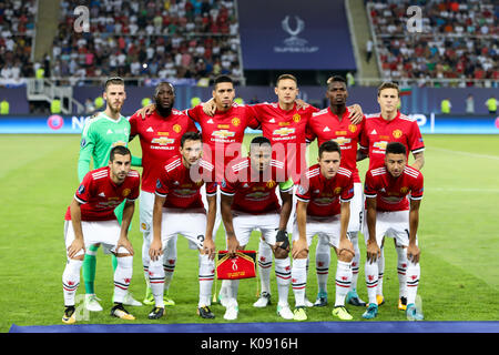 Skopje, ERIM - Agosto 8,2017: Manchester United i giocatori posano per una foto all'inizio di UEFA Super Cup match finale tra il Real Madrid e ma Foto Stock