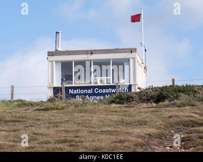 National Coastwatch lookout post a Sant Agnese Testa, Cornwall, Sud Ovest Inghilterra, England, Regno Unito Foto Stock