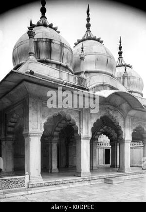 AJAXNETPHOTO. 2a gennaio, 1922. AGRA, INDIA. - NGUIA Masjid, al Forte di Agra. Foto:T.J.SPOONER COLL/AJAX VINTAGE PICTURE LIBRARY REF; 19220201 1015 Foto Stock