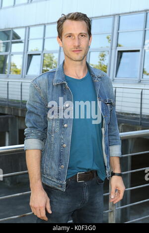 Amburgo, Germania, 23 Agosto, 2017. David Rott frequentando il " bad Cop - kriminell gut' photocall sulla posizione, Amburgo, Germania, 23.08.2017. Credito: Christopher Tamcke/Alamy Live News Foto Stock