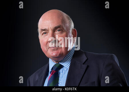 Edinburgh, Regno Unito. Il 23 agosto 2017. Generale Lord Richard Dannatt, un ex capo del personale di carattere generale, che figurano all'Edinburgh International Book Festival. Gary Doak / Alamy Live News Foto Stock