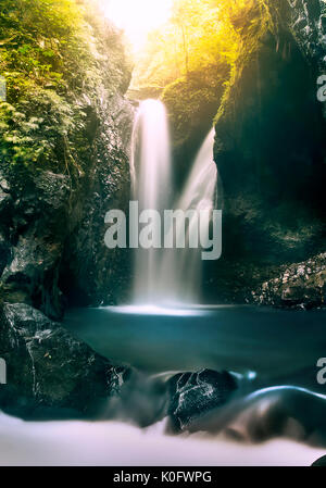 Gitgit waterfall in Bali Indonesia. Foto Stock